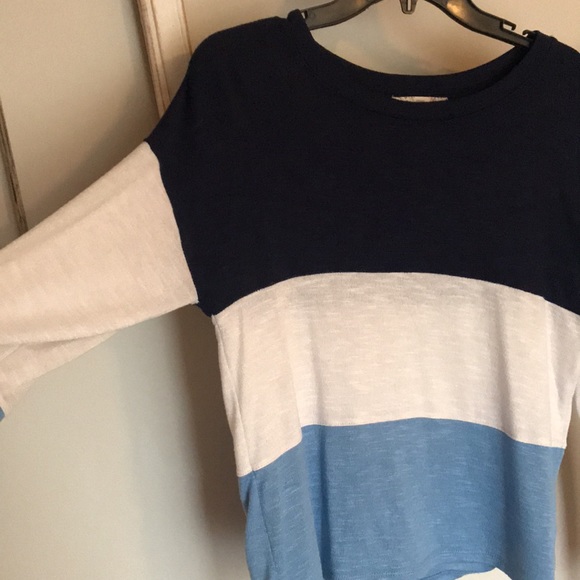 Color Block Tee - Picture 9 of 9